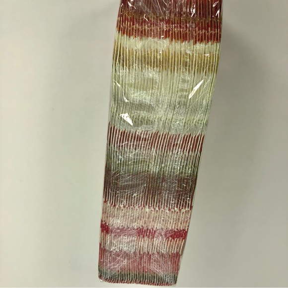 NAPKINS AND NAPKIN HOLDER SEASONS GREETINGS - Picture 13 of 14